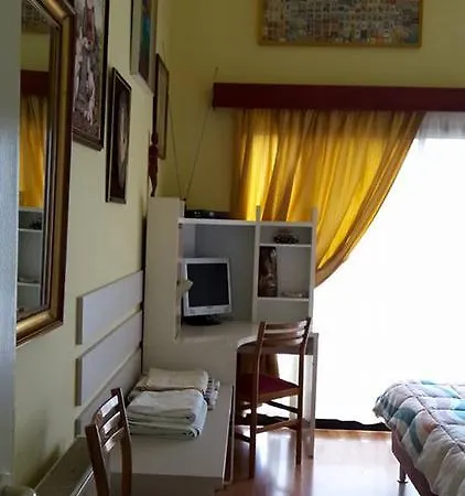 Lesbou Apartment *
