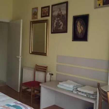 Apartment Lesbou